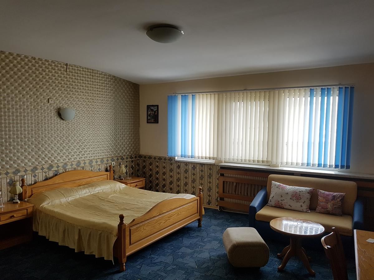 Отель Hotel Kiev Велико-Тырново-17