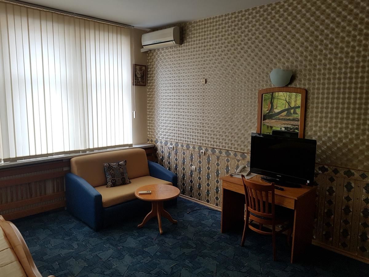 Отель Hotel Kiev Велико-Тырново-35