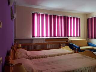 Отель Hotel Kiev Велико-Тырново Стандартный двухместный номер с 2 отдельными кроватями-6